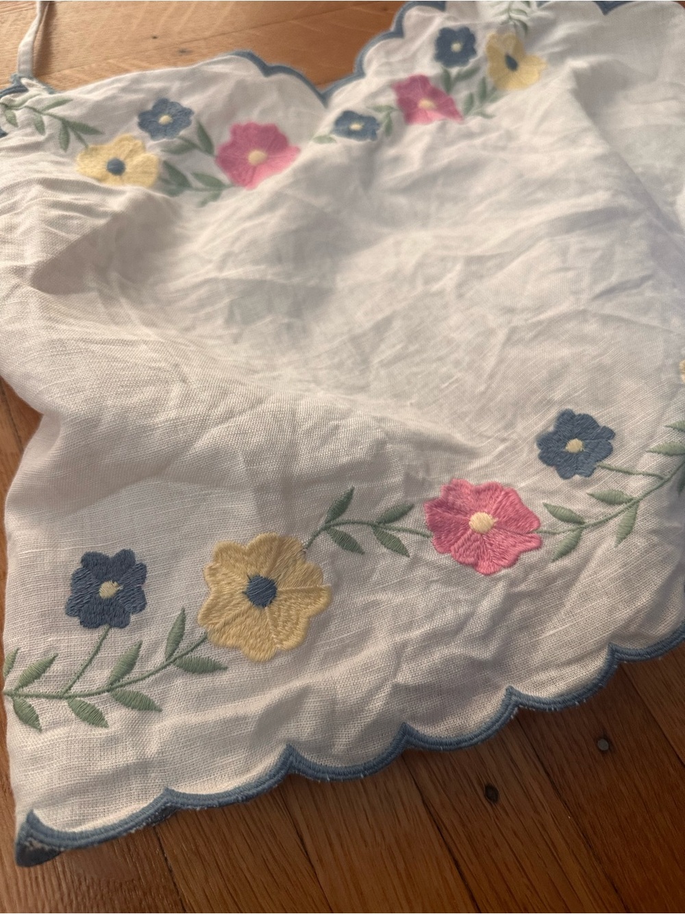 Sezane Ivory Camisole with Pink & Blue Floral Embroidery - Picture 3 of 4